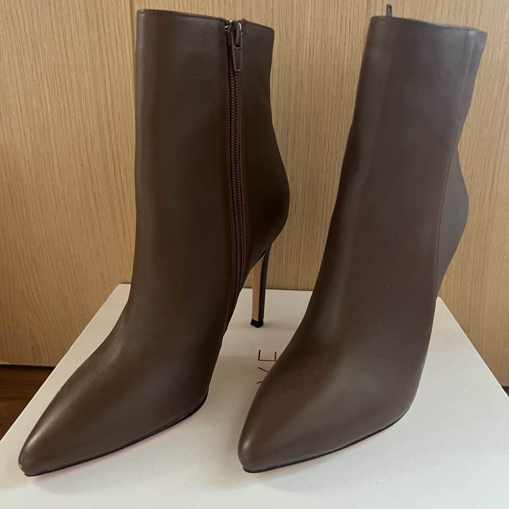 Raye Zeppelin Bootie Size 7 - image 5